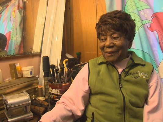 VIDEO: 98-Year Old Granny Still Doing Hair