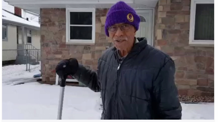 VIDEO: He’s 101 YEARS OLD and he’s scooping his neighbors sidewalk!