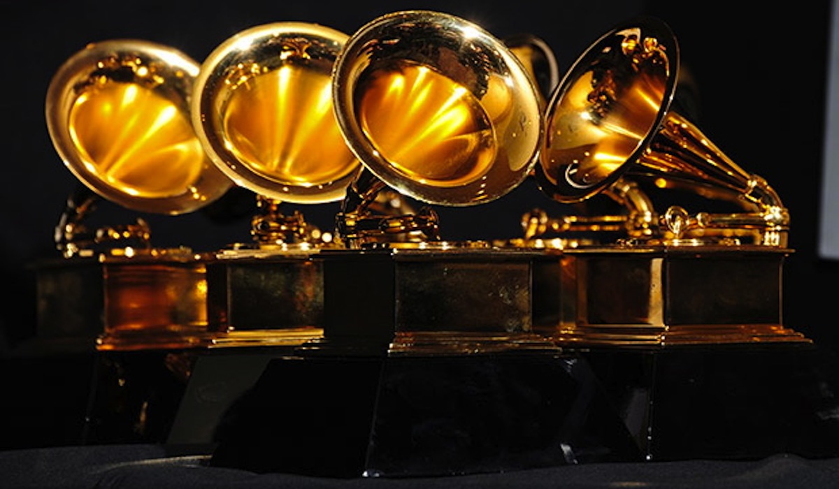 Four Crazy Moment From #GRAMMYs past!