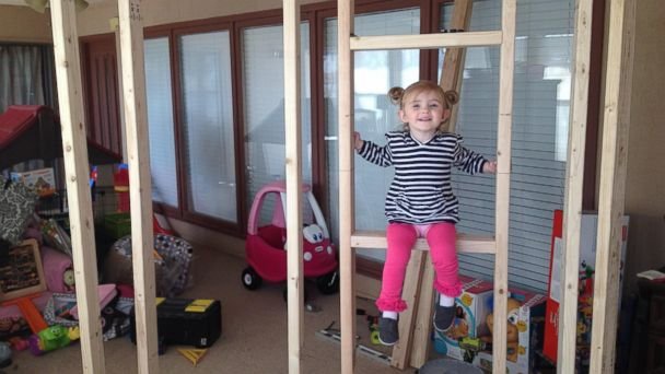 Super Dad Builds Amazing Indoor Playhouse With Rope Bridge