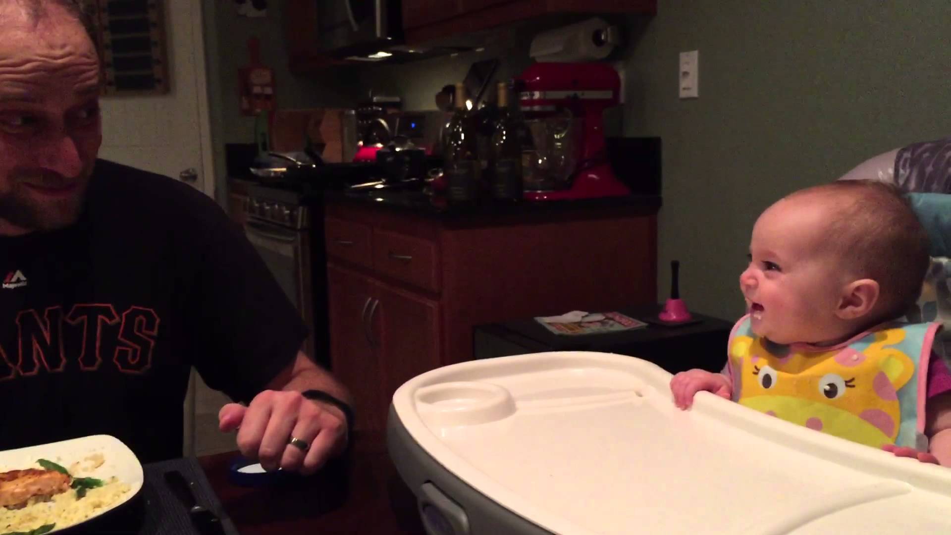 VIDEO: This Babies Laugh Will Warm Your Heart!